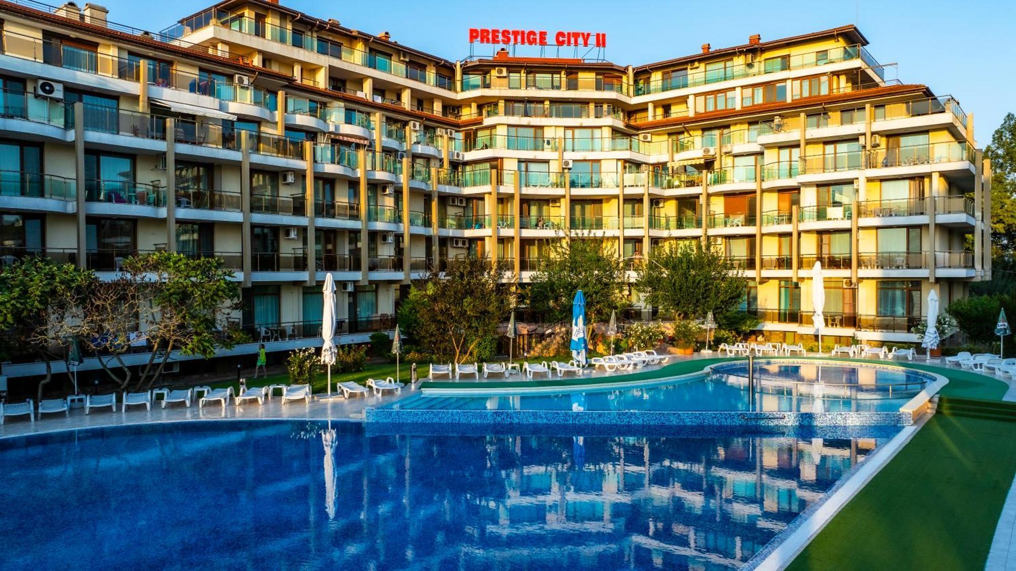 Aparthotel Hotel Prestige City II Primorsko Bagian luar foto