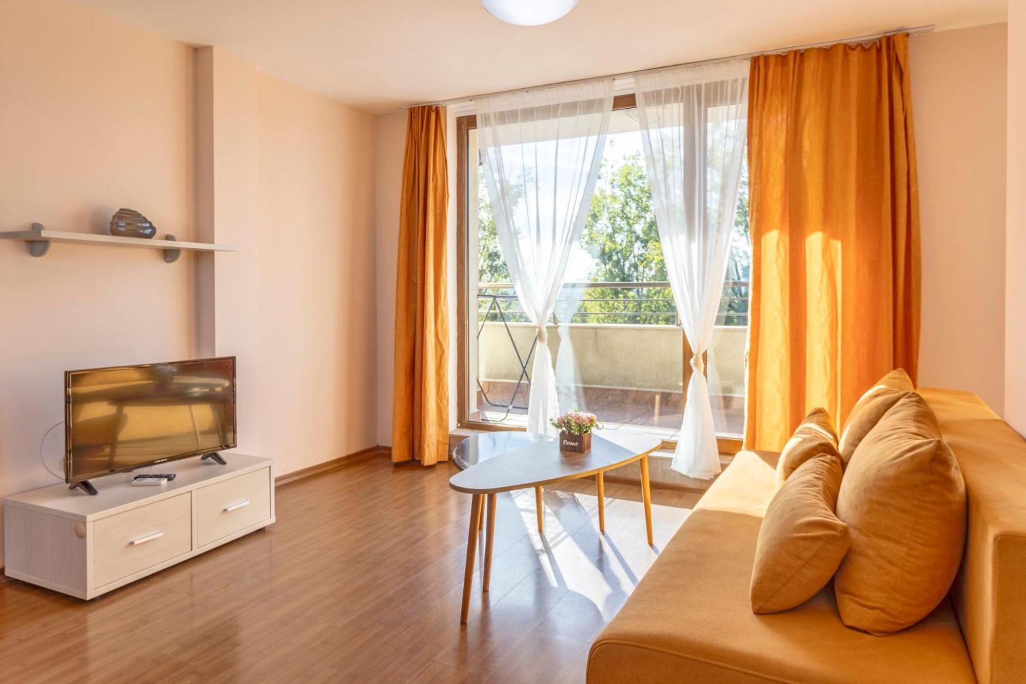 Aparthotel Hotel Prestige City II Primorsko Bagian luar foto