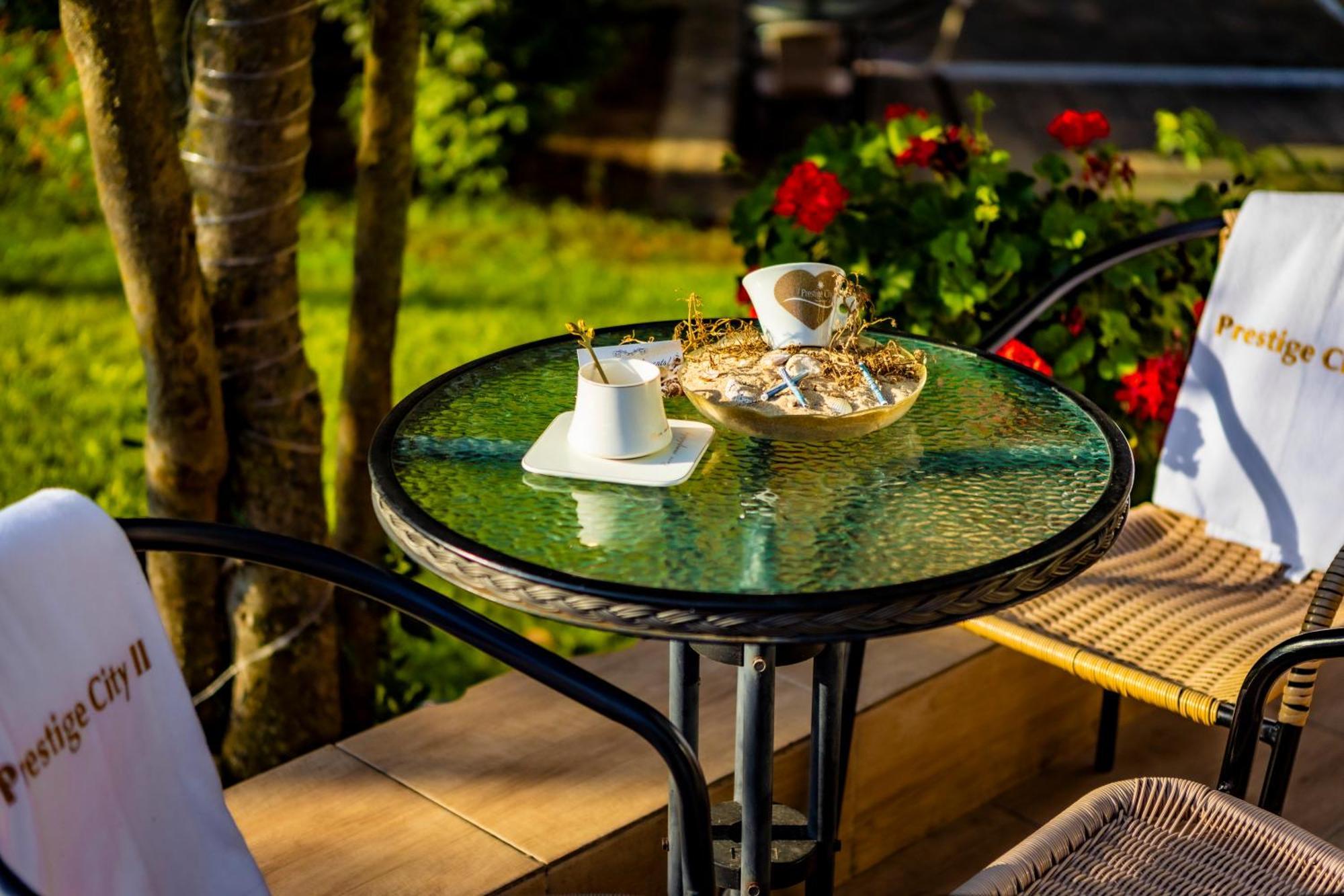 Aparthotel Hotel Prestige City II Primorsko Bagian luar foto