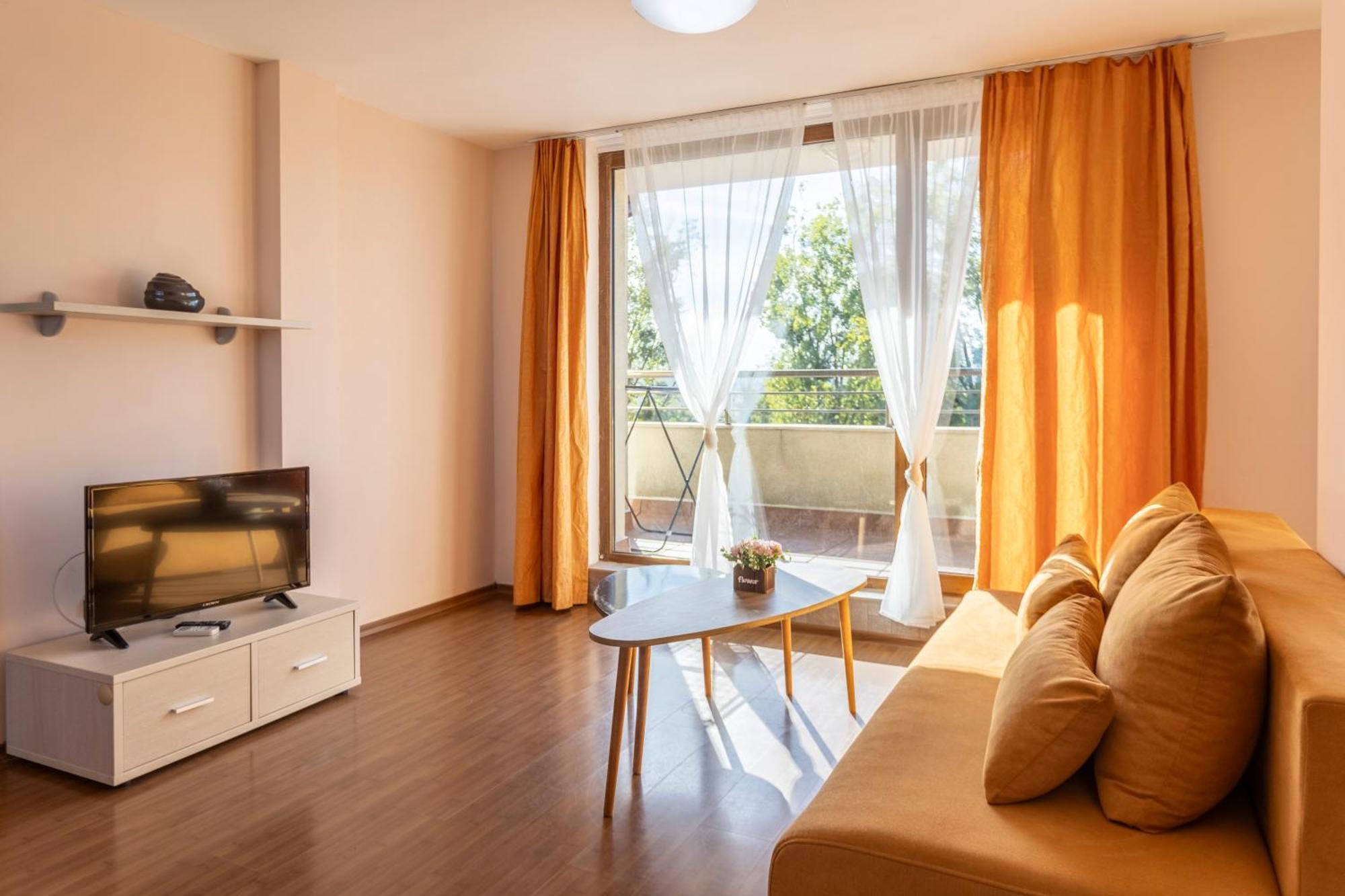 Aparthotel Hotel Prestige City II Primorsko Bagian luar foto